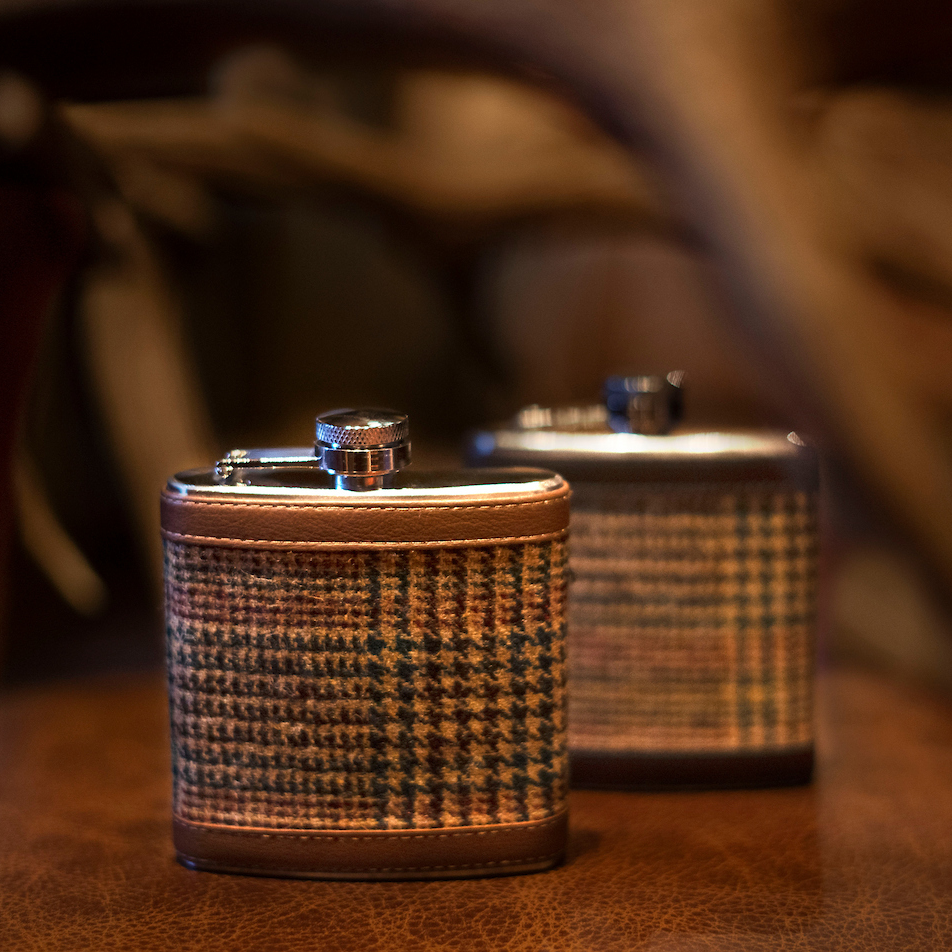 Tweed hip flask - 6oz stainless steel